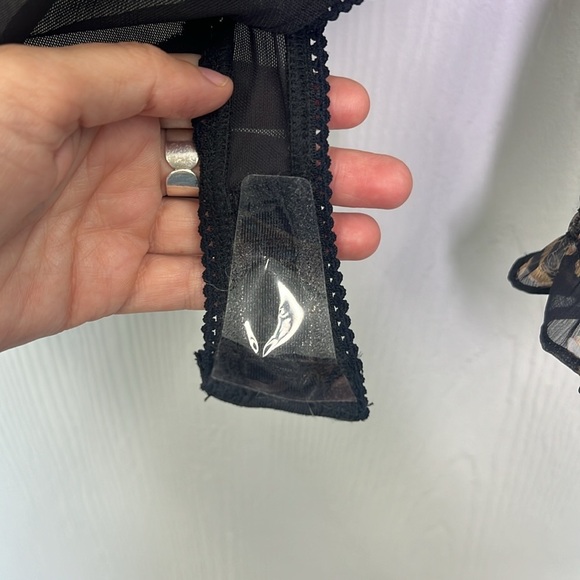 Free People - NWT Brunch Date  Floral Black Combo Ruffle Bodysuit Size Large - Picture 10 of 14